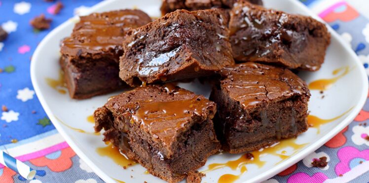 brownies-au-chocolat-et-caramel-au-beurre-sale