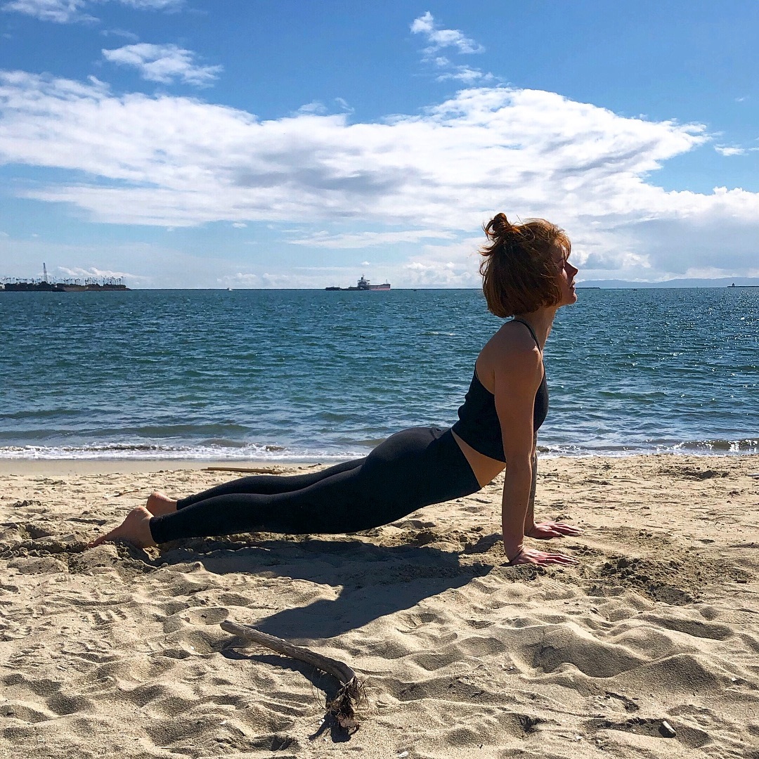 salutation au soleil yoga