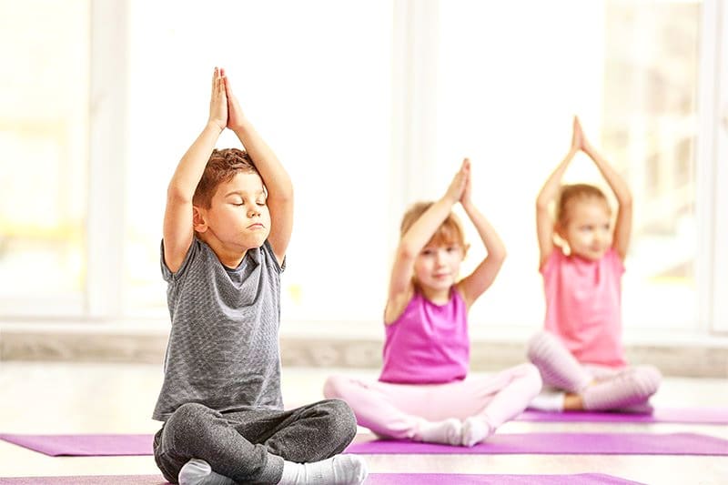yoga pour les petits posture